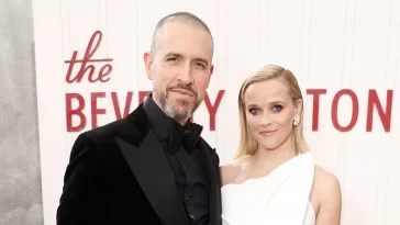 Hollywoods Reese Witherspoon divorces husband Jim Toth